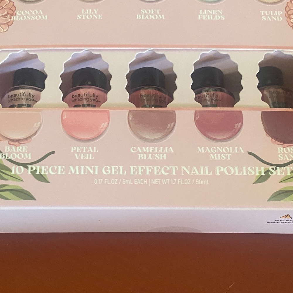 10-Piece Mini Gel Effect Nail Polish Set - Picture 2 of 2